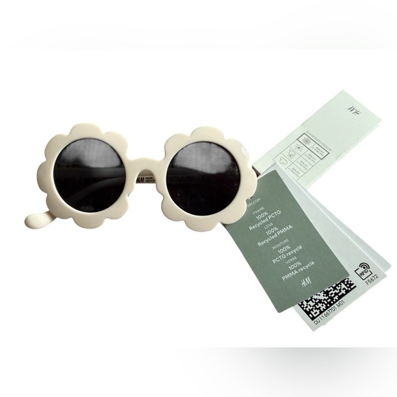 NWT 🏷️ Bundle of 5 White Flower Shaped Sunglasses by 
H & M- Kids - Picture 1 of 5